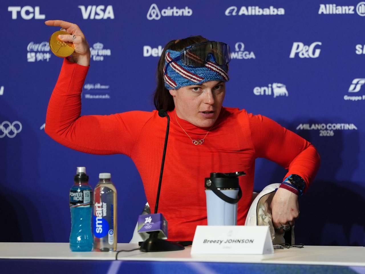 Medaglie danneggiate a Milano Cortina, il comitato: riparazione e restituzione agli atleti