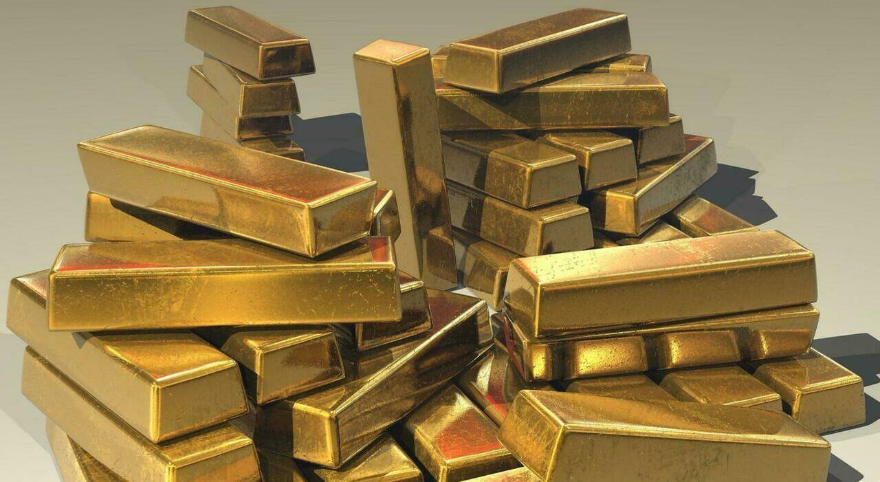 Butta per errore 20 lingotti d