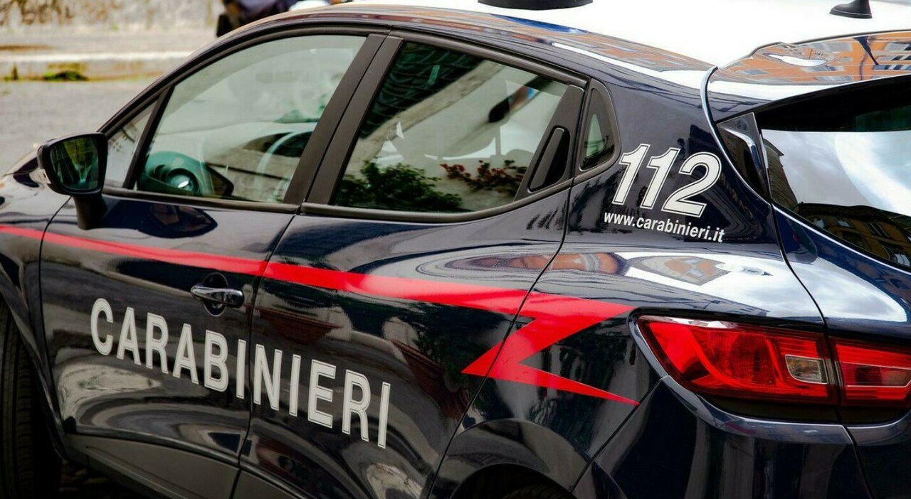 Uomo trovato morto a Licciana Nardi, ferite da arma da taglio sul corpo Uomo trovato morto a Licciana Nardi, ferite da arma da taglio sul corpo