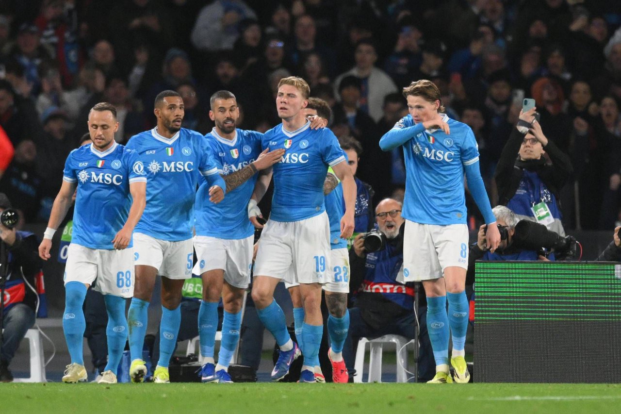 Napoli Roma domenica 15 febbraio: orario 20.45, formazioni e dove vederla in tv Napoli Roma domenica 15 febbraio: orario 20.45, formazioni e dove vederla in tv