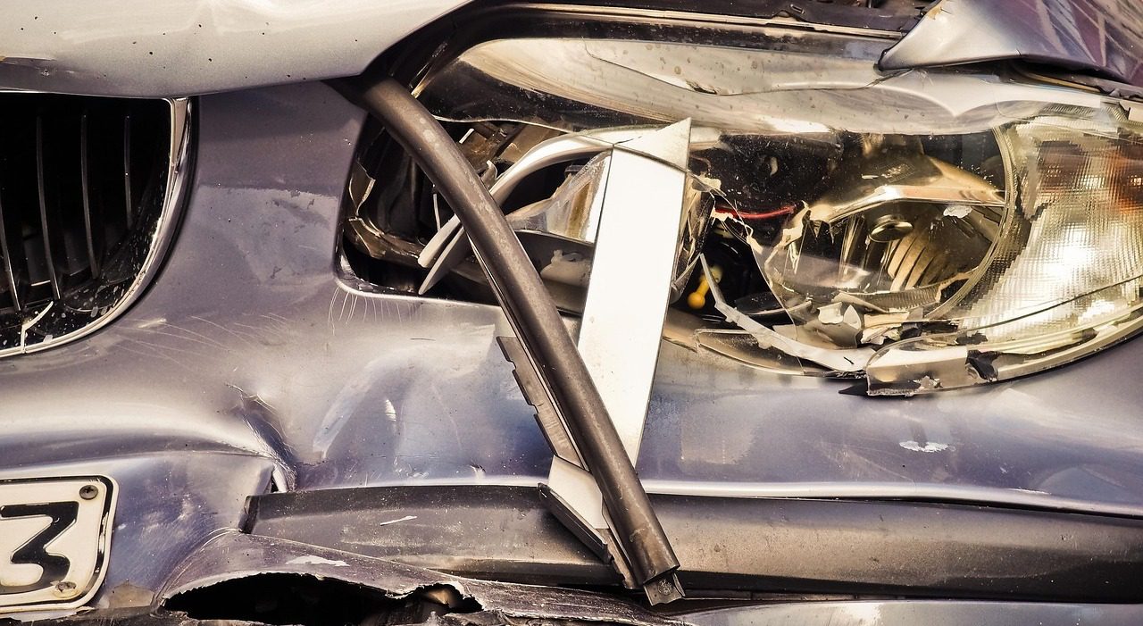 Incidente a Barzana, 18enne muore travolto da un