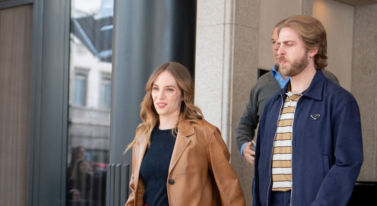 Maya Hawke sposa Christian Lee Hutson a New York nel giorno di San Valentino