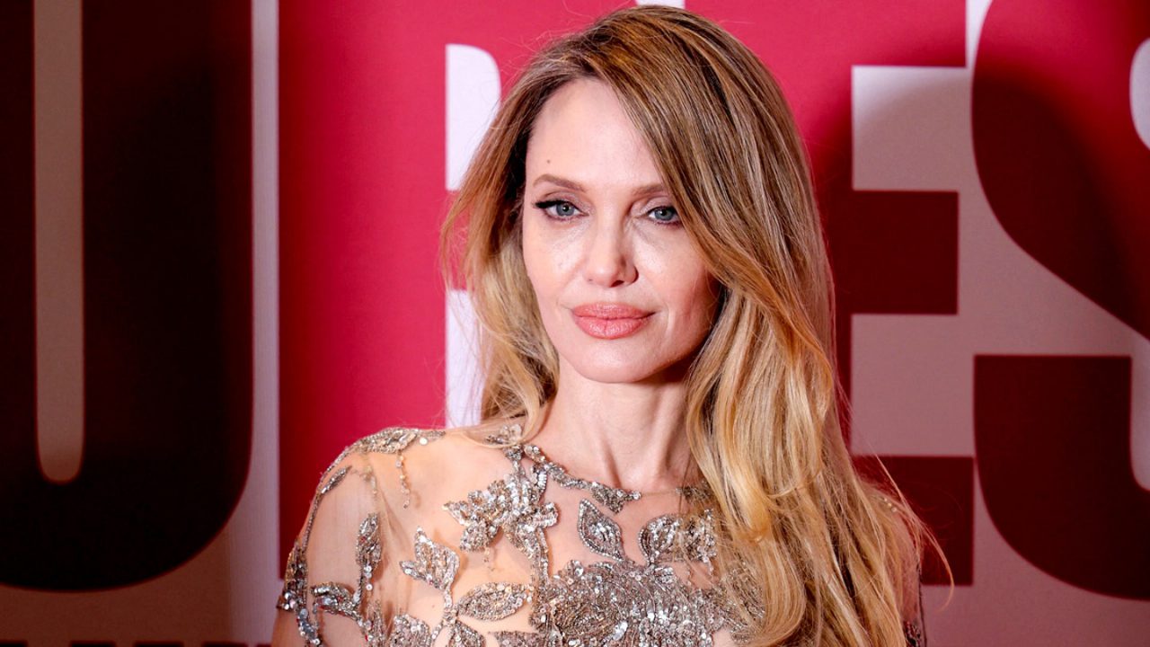 Angelina Jolie pronta a lasciare Los Angeles dopo i 18 anni dei figli
