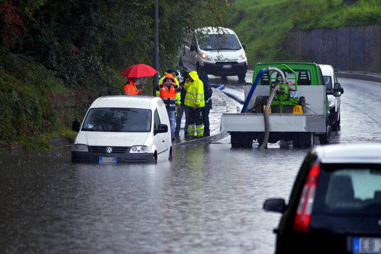 Piogge estreme in crescita in Italia, raddoppiati i temporali brevi e intensi