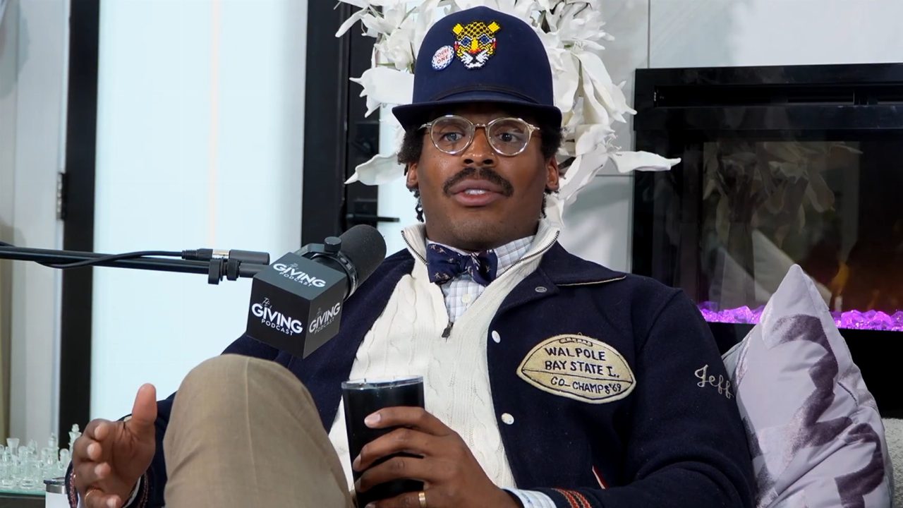 Cam Newton e la frase sulle donne con più figli scatena polemiche