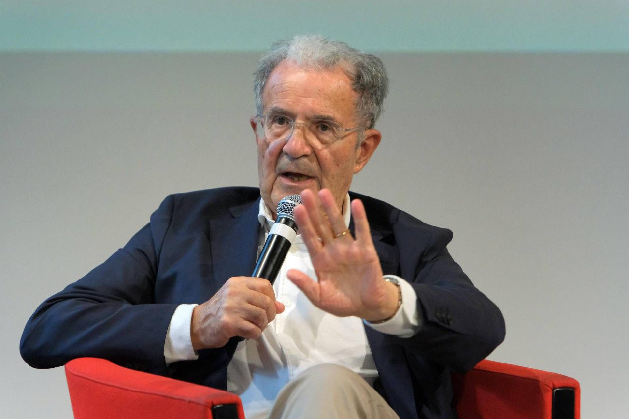 Referendum giustizia, Prodi annuncia il no e critica il clima politico