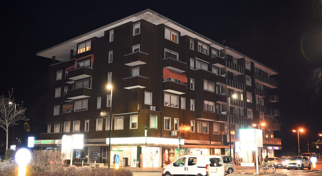 Pordenone, donna trovata morta in casa dopo un mese: scoperta casuale durante lavori