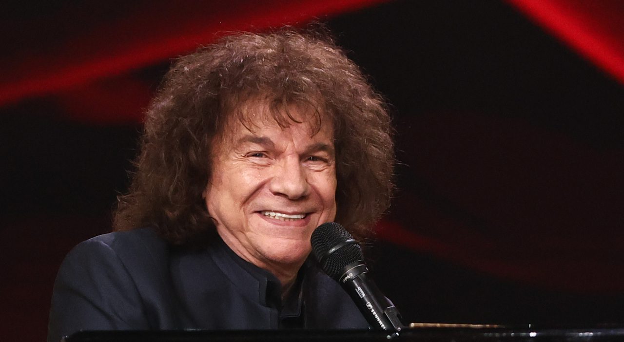 Riccardo Cocciante festeggia 80 anni e torna con nuovi progetti musicali Riccardo Cocciante festeggia 80 anni e torna con nuovi progetti musicali