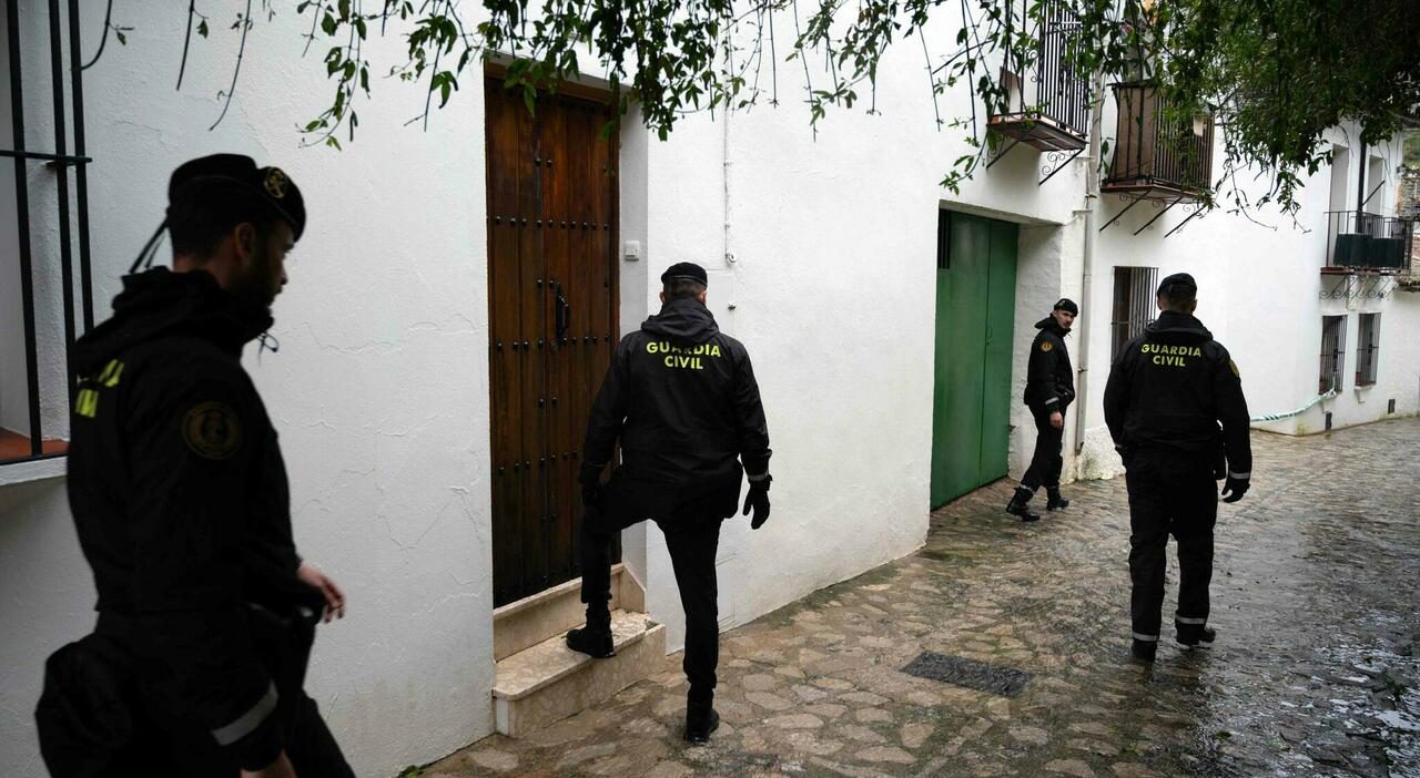 Tenerife, padre uccide il figlio e ferisce la compagna: abbattuto dalla polizia