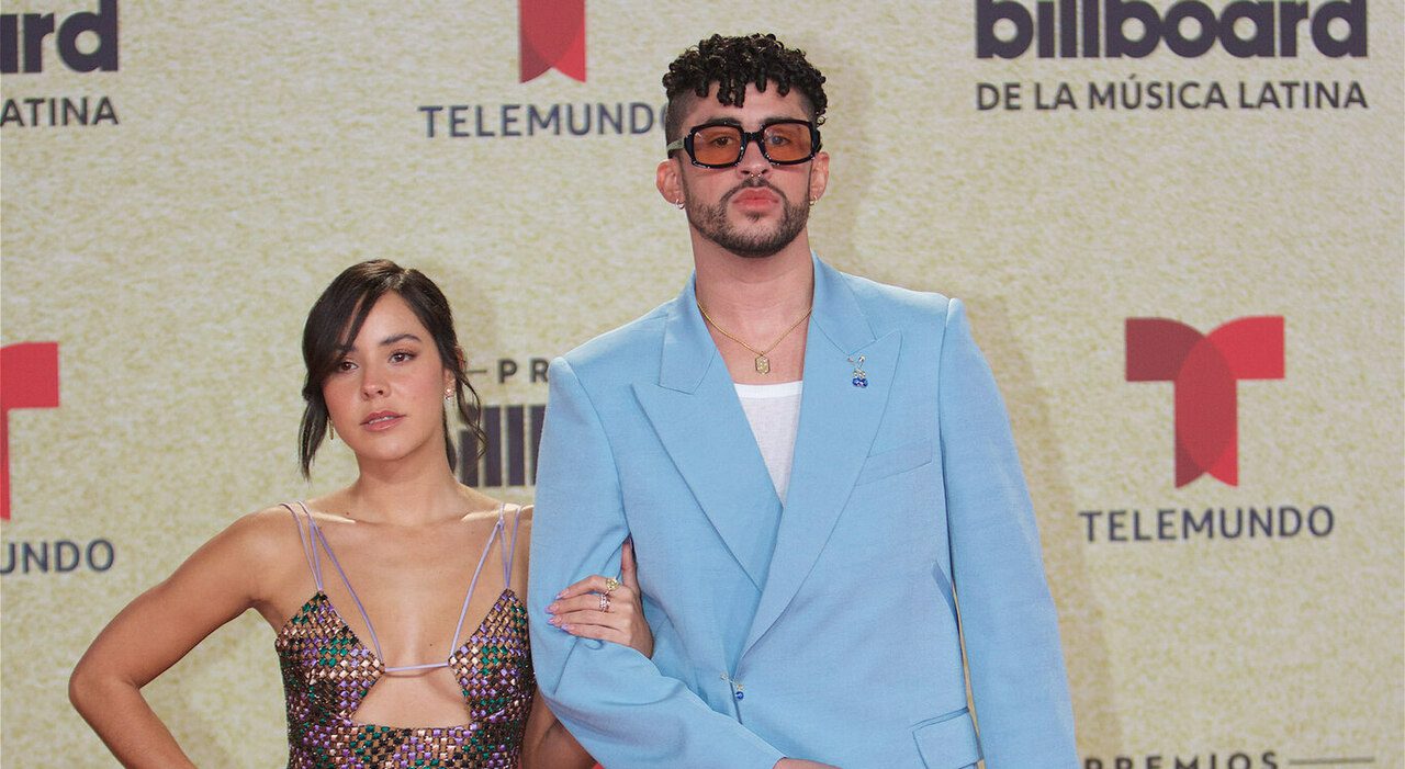 Bad Bunny e Gabriela Berlingeri insieme dopo il Super Bowl, nuovi avvistamenti tra Brasile e Argentina