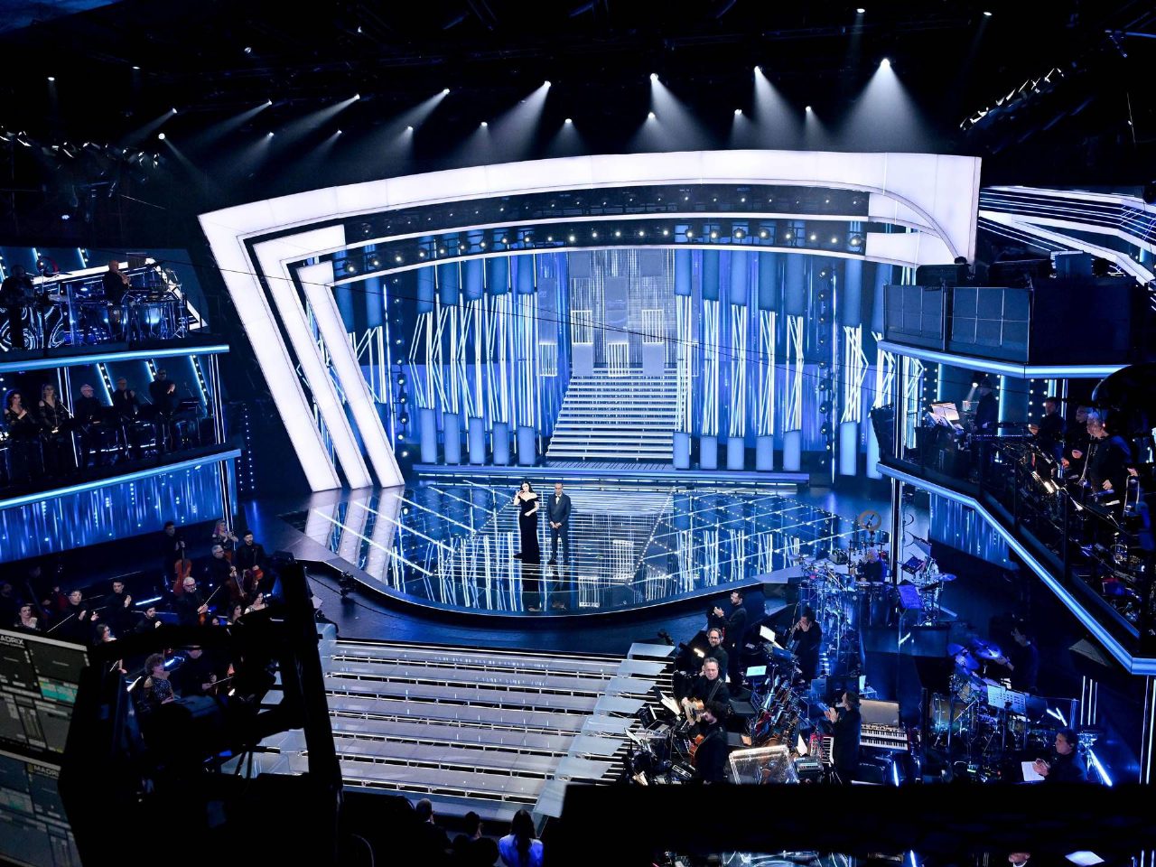 Sanremo 2026, scaletta seconda serata e cantanti in gara oggi