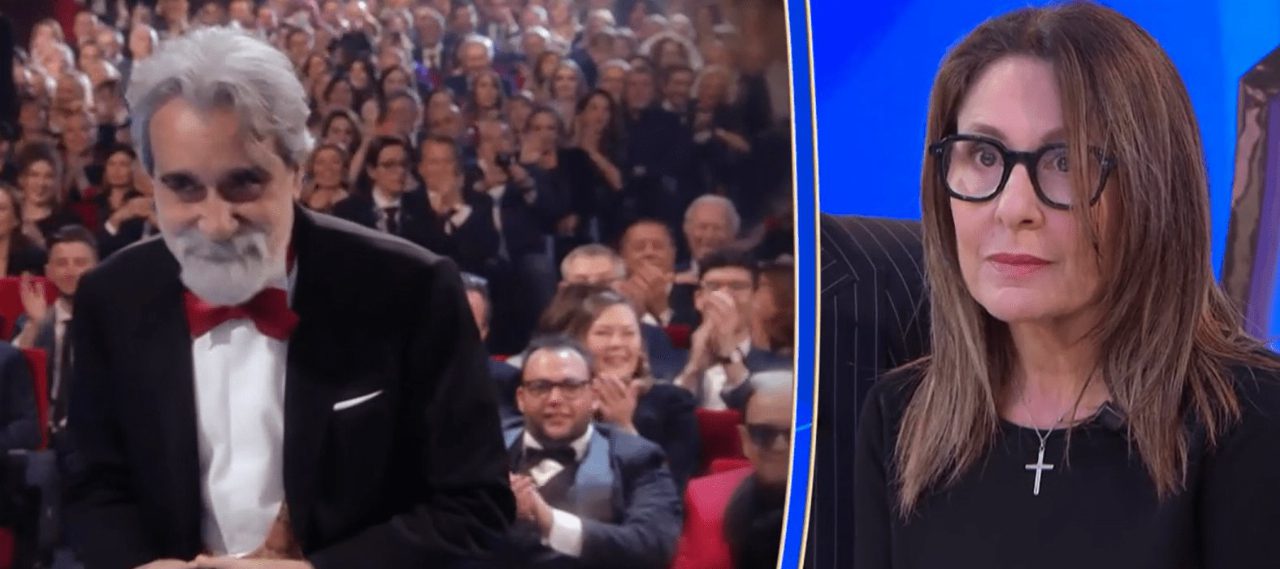 Sanremo ricorda Peppe Vessicchio, la figlia Alessia si commuove in tv Sanremo ricorda Peppe Vessicchio, la figlia Alessia si commuove in tv