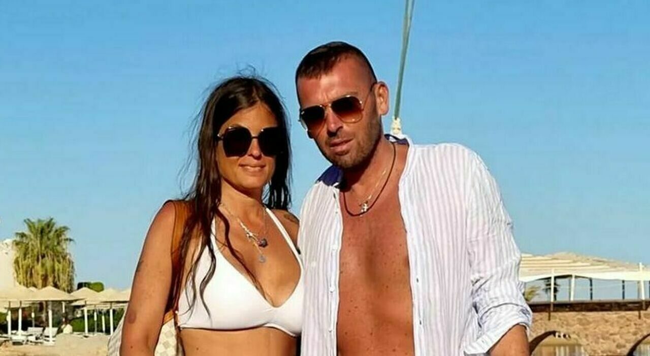 Sara Tommasi oggi tra nuova vita, rimpianti e sogni in tv Sara Tommasi oggi tra nuova vita, rimpianti e sogni in tv