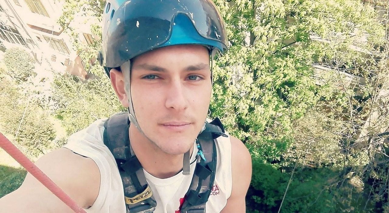 Operaio di 27 anni muore dopo caduta nel cantiere Fincantieri di Monfalcone Operaio di 27 anni muore dopo caduta nel cantiere Fincantieri di Monfalcone