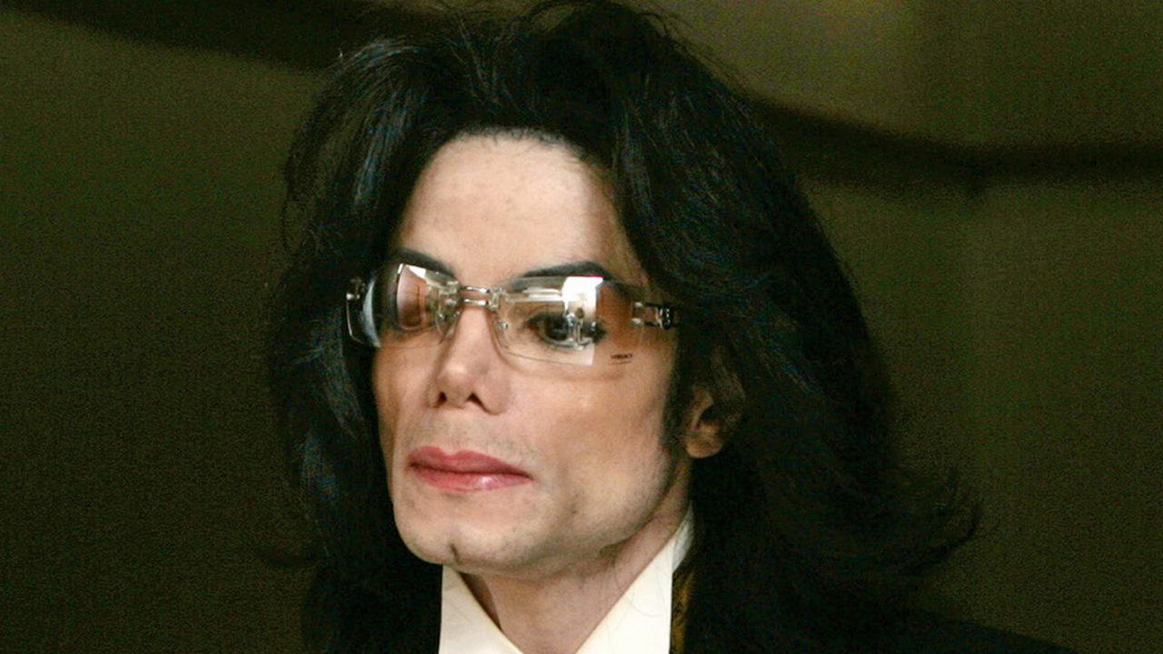 Accuse contro Michael Jackson, la famiglia Cascio porta in tribunale la sua eredità Accuse contro Michael Jackson, la famiglia Cascio porta in tribunale la sua eredità