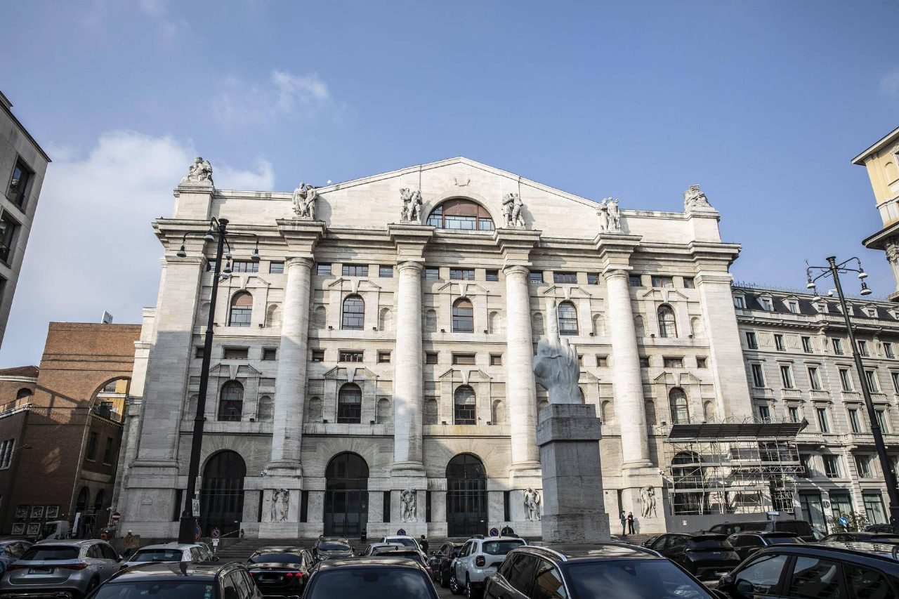 Petrolio sopra 80 dollari dopo l