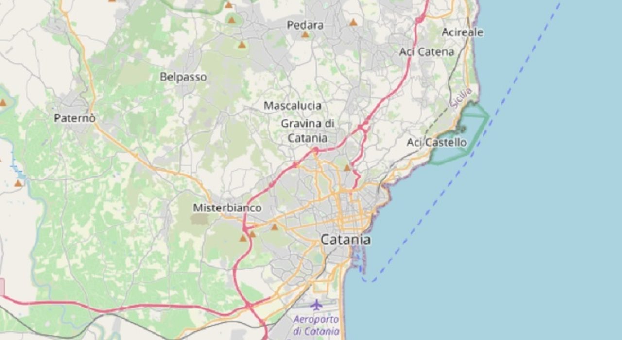 Terremoto in Sicilia, scossa vicino a Catania avvertita in tutta la zona etnea Terremoto in Sicilia, scossa vicino a Catania avvertita in tutta la zona etnea