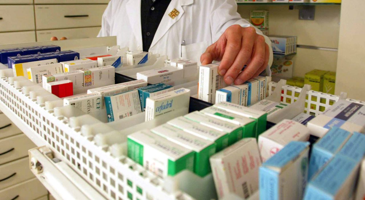 Furti di farmaci salvavita nella farmacia dell