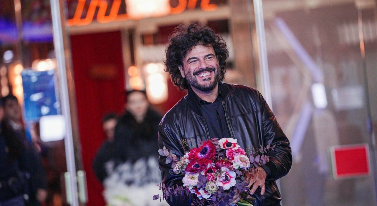 Francesco Renga racconta Sanremo e la malattia durante il Festival con la figlia Jolanda accanto
