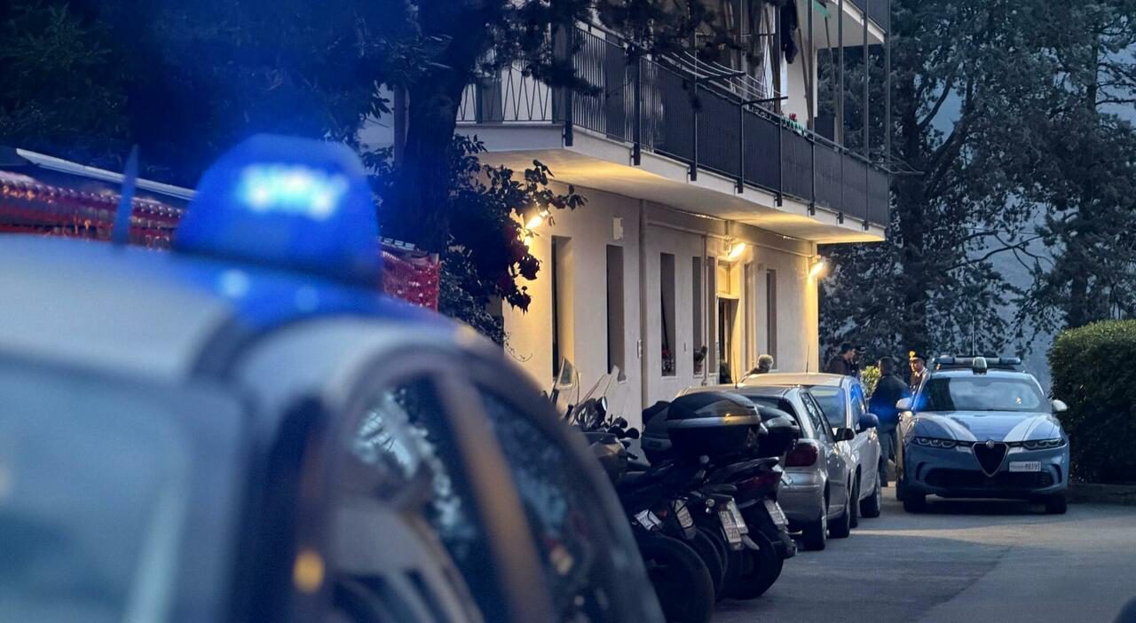 Genova, uccide la madre a coltellate e resta accanto al corpo per giorni arrestato Fabio Fibrini Genova, uccide la madre a coltellate e resta accanto al corpo per giorni arrestato Fabio Fibrini