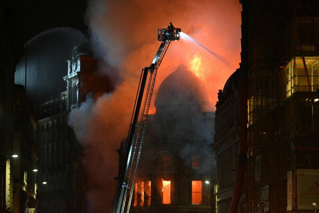 Video incendio a Glasgow, chiusa la stazione Glasgow Central Video incendio a Glasgow, chiusa la stazione Glasgow Central