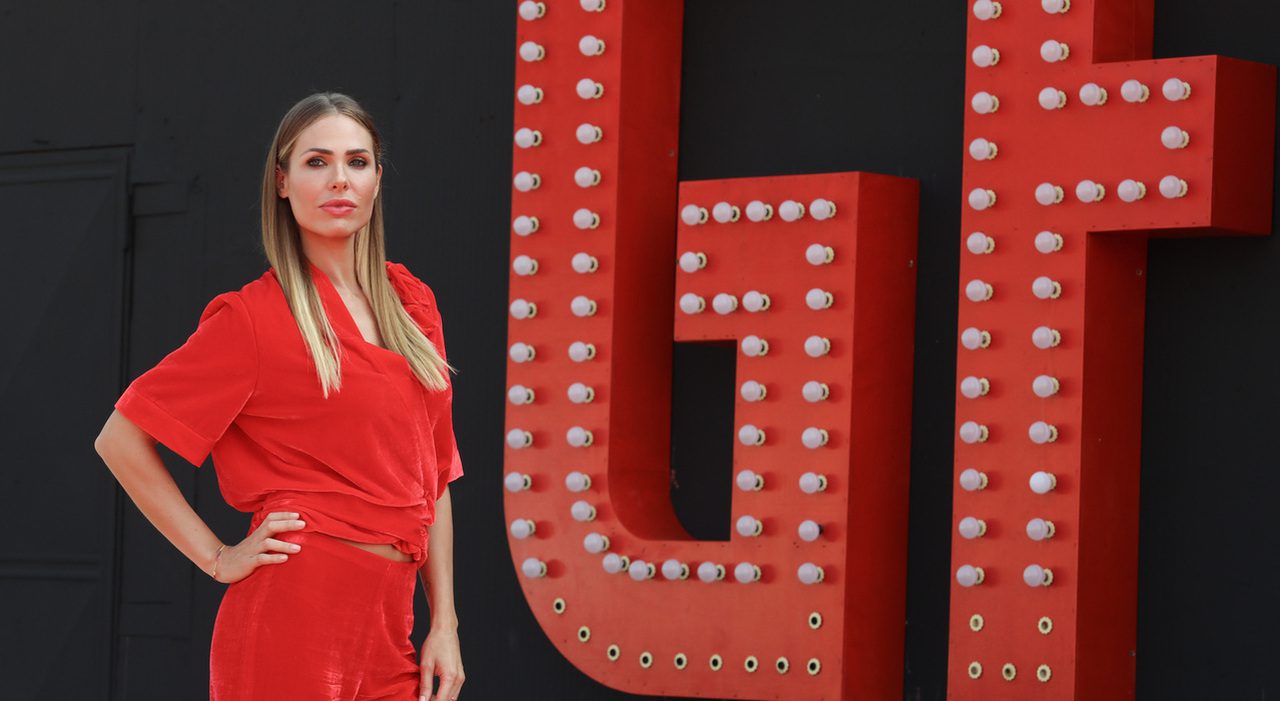 Grande Fratello Vip, Ilary Blasi torna alla conduzione e ammette Ansia da prestazione