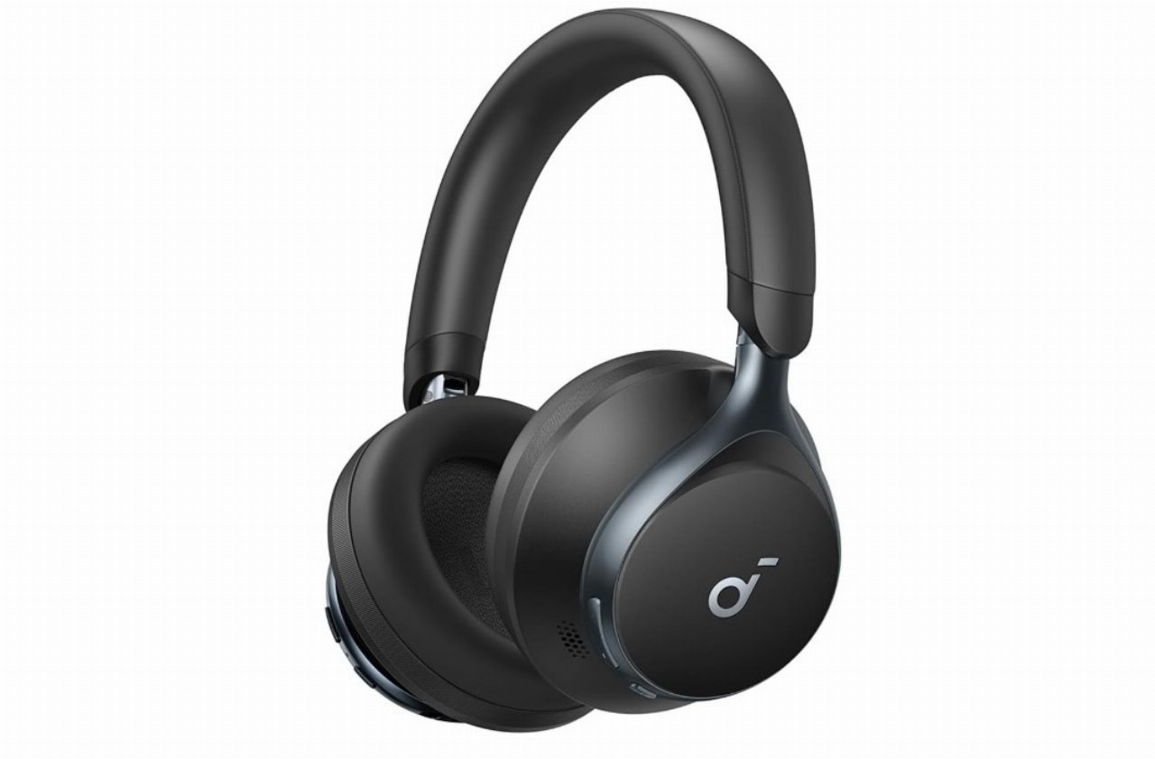 Anker Spring Deals, sconti fino al 50% su cuffie Soundcore, robot eufy e caricatore USB-C