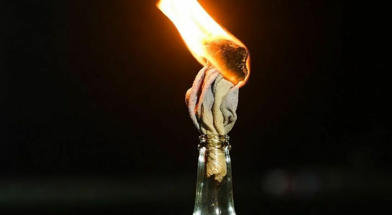 Molotov contro la casa degli zii a Paliano, arrestato un 31enne dopo due tentativi di incendio