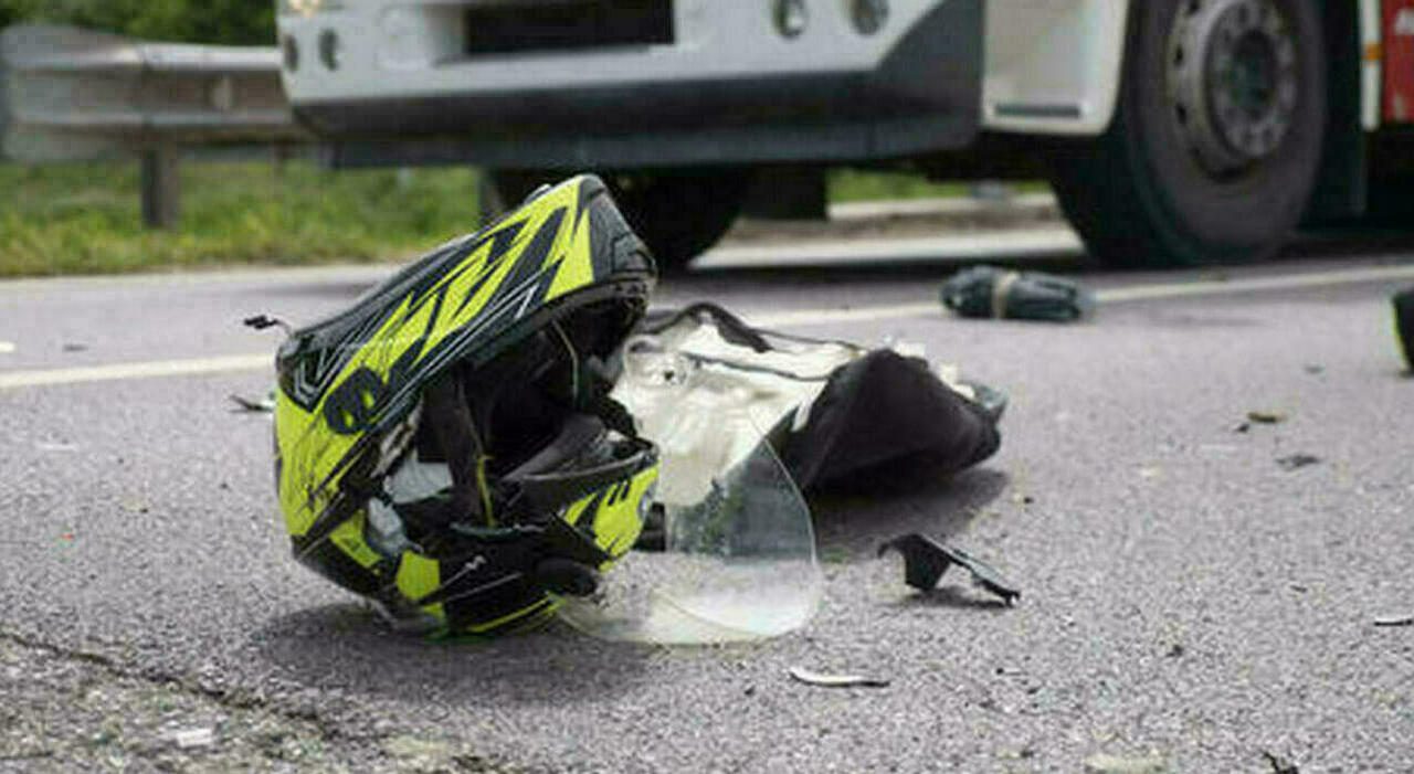 Montevarchi, Giacomo Arrighetti muore a 17 anni nello scontro tra scooter e auto mentre torna da scuola