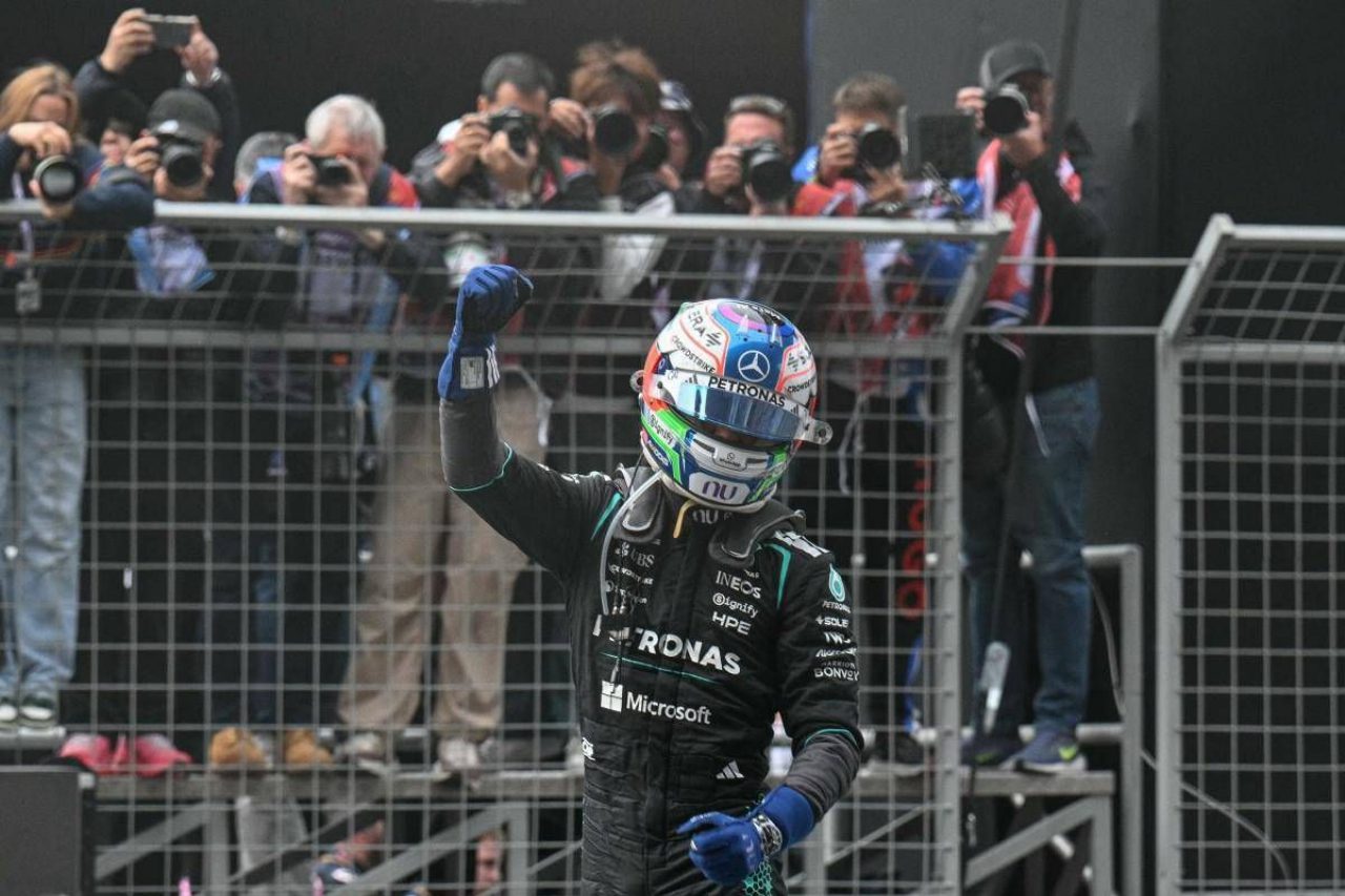 Gp Cina, Antonelli trionfa a Shanghai e riporta l Gp Cina, Antonelli trionfa a Shanghai e riporta l