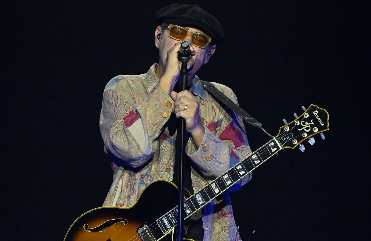 Luca Carboni torna a Roma e racconta la sua rinascita sul palco Luca Carboni torna a Roma e racconta la sua rinascita sul palco