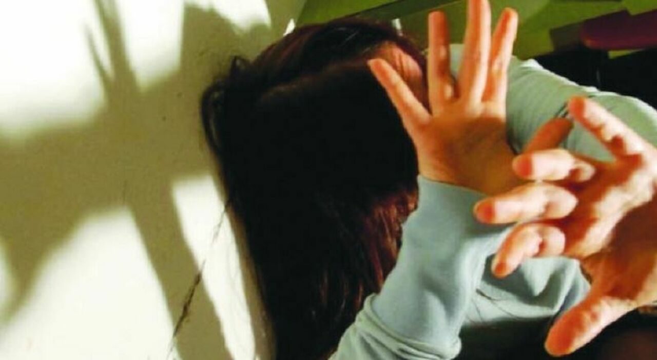 Caldogno, donna accoltellata alla testa e al volto da uno sconosciuto