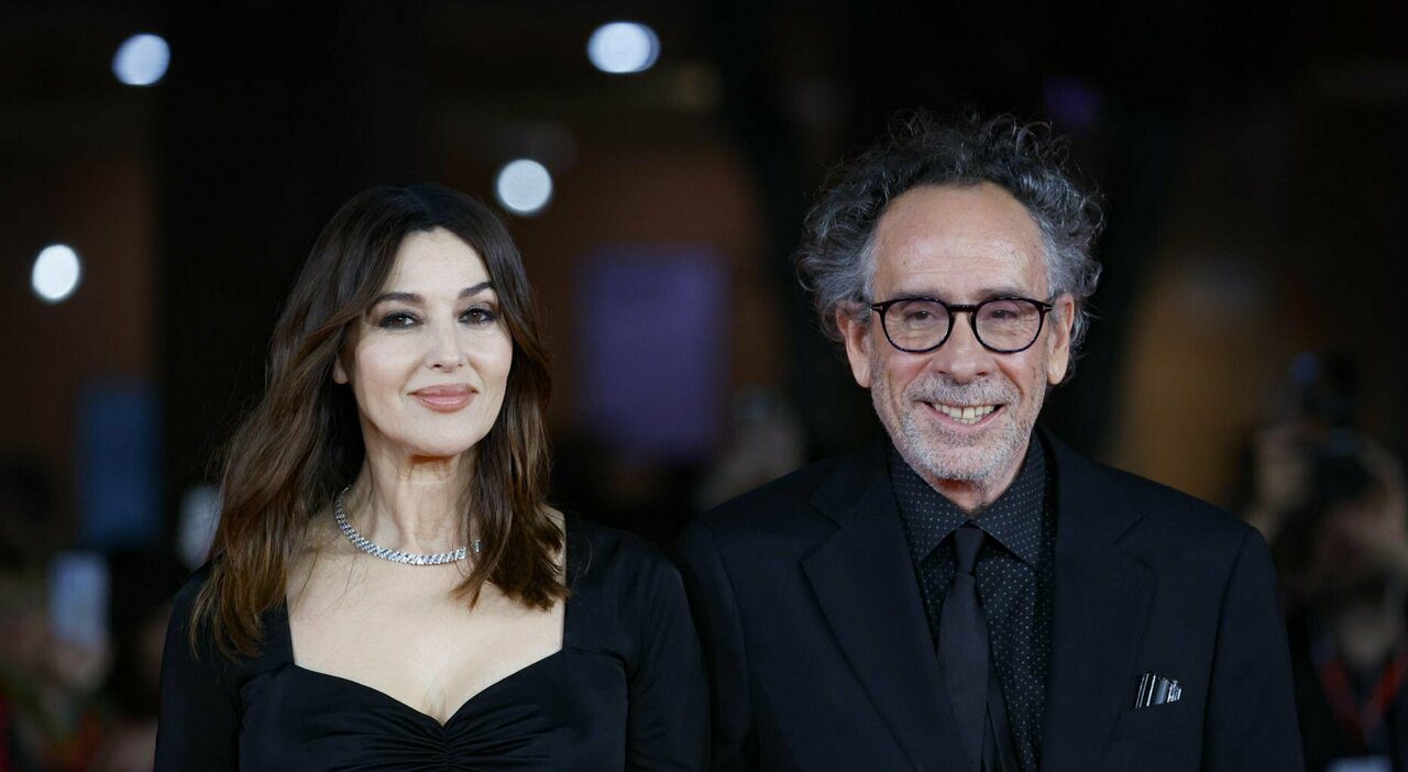 Monica Bellucci e Tim Burton vendono la villa extralusso a San Casciano tra vigneti, bosco privato e piscina Monica Bellucci e Tim Burton vendono la villa extralusso a San Casciano tra vigneti, bosco privato e piscina