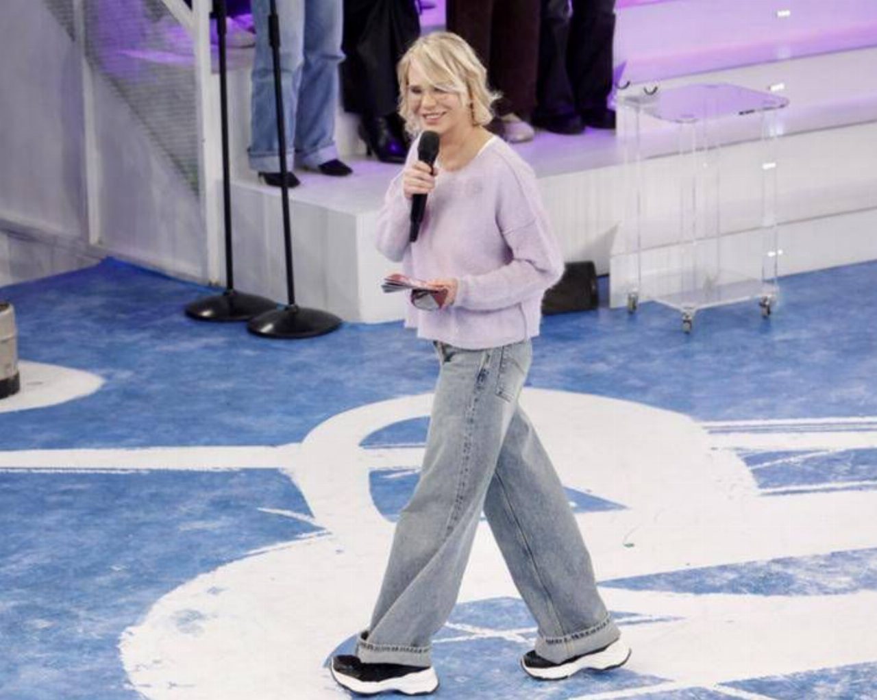 Amici 25 cambia la giuria, quattro giudici per il serale e sui social parte il toto-nomi Amici 25 cambia la giuria, quattro giudici per il serale e sui social parte il toto-nomi