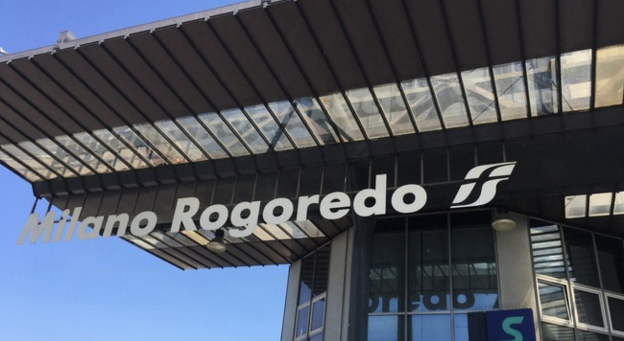 Uomo investito da treno ad alta velocità a Milano Rogoredo