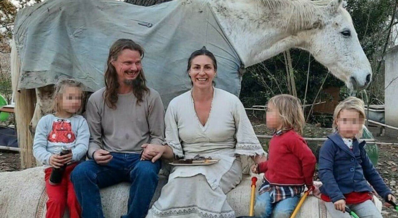 Famiglia nel bosco, Catherine Birmingham attacca scuola e asili