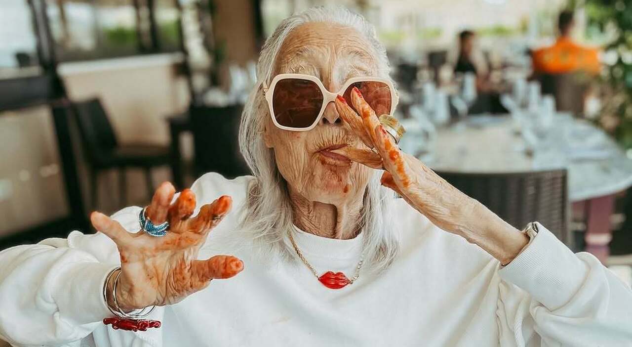 Licia Fertz influencer a 96 anni e la sua routine quotidiana tra meditazione e dieta