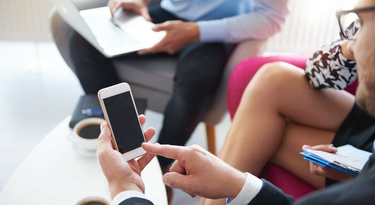 Faenza, video erotico inviato a una collega con una scusa: licenziamento confermato dal giudice Faenza, video erotico inviato a una collega con una scusa: licenziamento confermato dal giudice