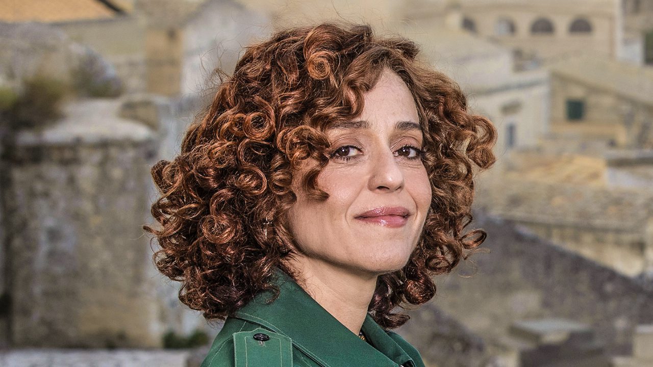 Ascolti tv 22 marzo Imma Tataranni guida il prime time Ascolti tv 22 marzo Imma Tataranni guida il prime time