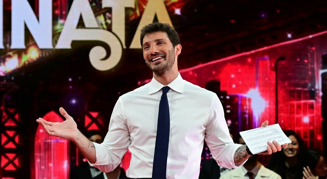 Stefano De Martino apre al ritorno di Stasera tutto è possibile dopo i record di ascolti