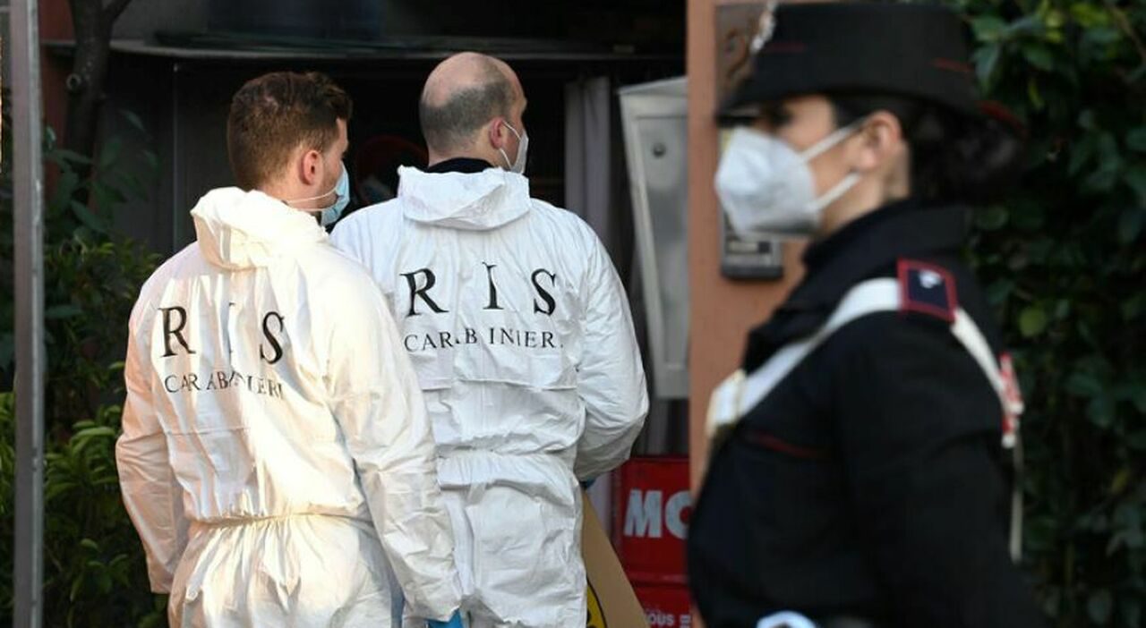 Anziano morto in casa a Castel San Giovanni, arrestati moglie e figlio