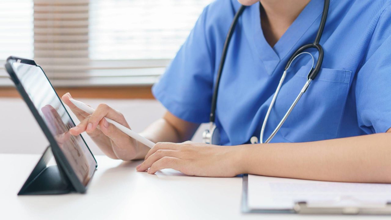 Fascicolo sanitario elettronico, nuove regole per dati e referti