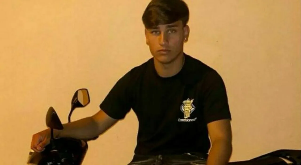Luigi Petrella ucciso a 16 anni in scooter, appello dei genitori al testimone della Volkswagen Lupo