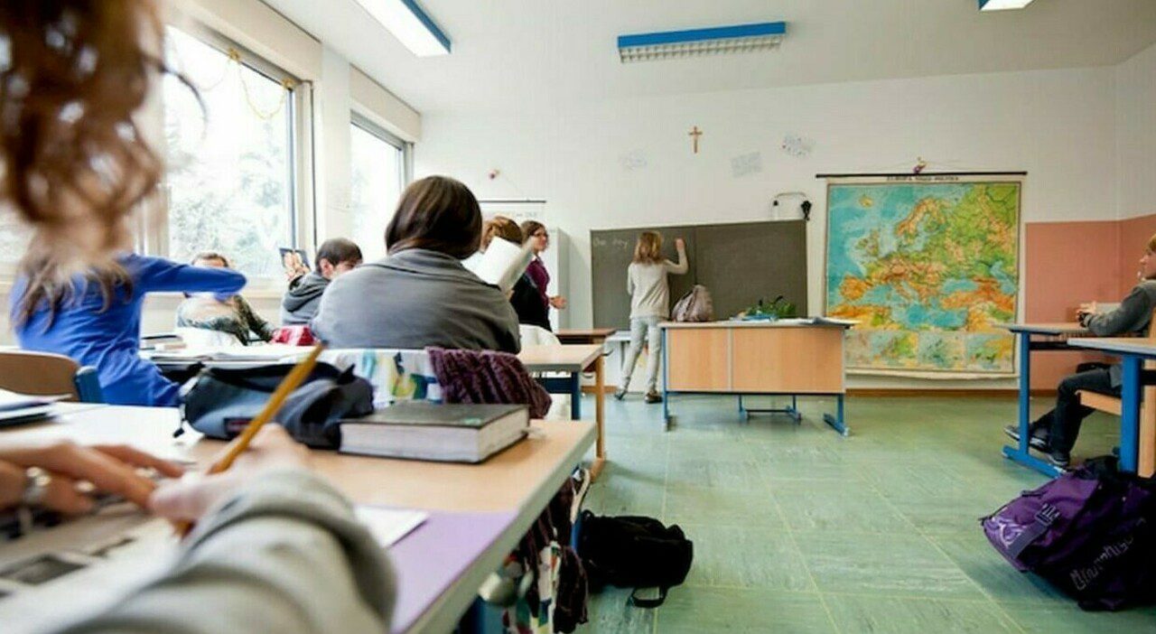 Scuola, aumenti in busta paga con il nuovo contratto 2025-2027
