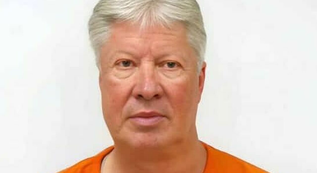 Abusi su una 12enne, il pastore Robert Morris fuori dal carcere dopo sei mesi