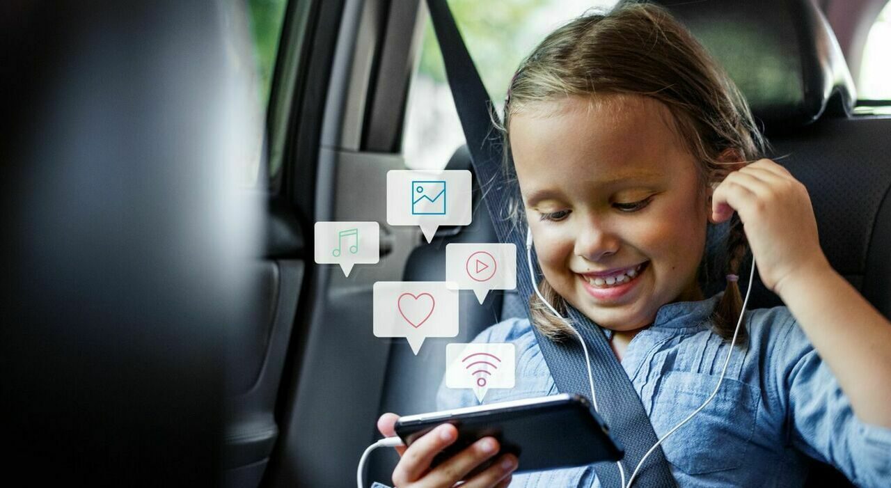 Stop ai social sotto i 13 anni e profili protetti fino ai 16