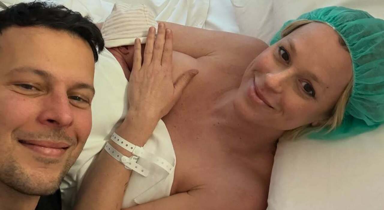 Federica Pellegrini mamma bis, nata Rachele durante la luna rosa