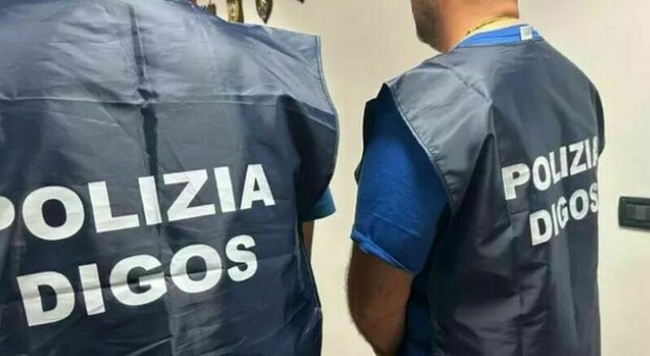 Ragazzo di 14 anni prepara un attentato a Pescara, scoperto con esplosivi in camera