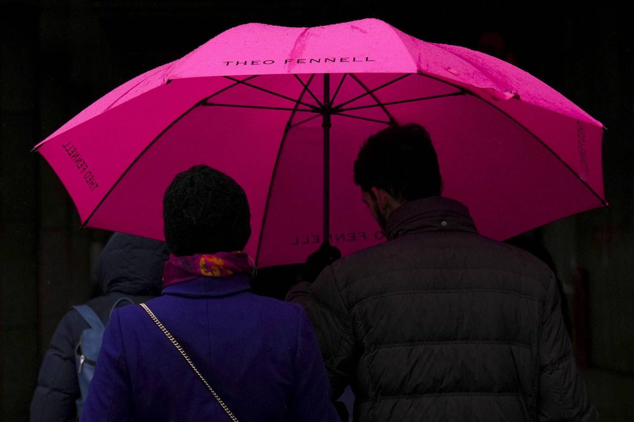 Meteo Italia, caldo anomalo in ritirata arrivano piogge e calo delle temperature Meteo Italia, caldo anomalo in ritirata arrivano piogge e calo delle temperature