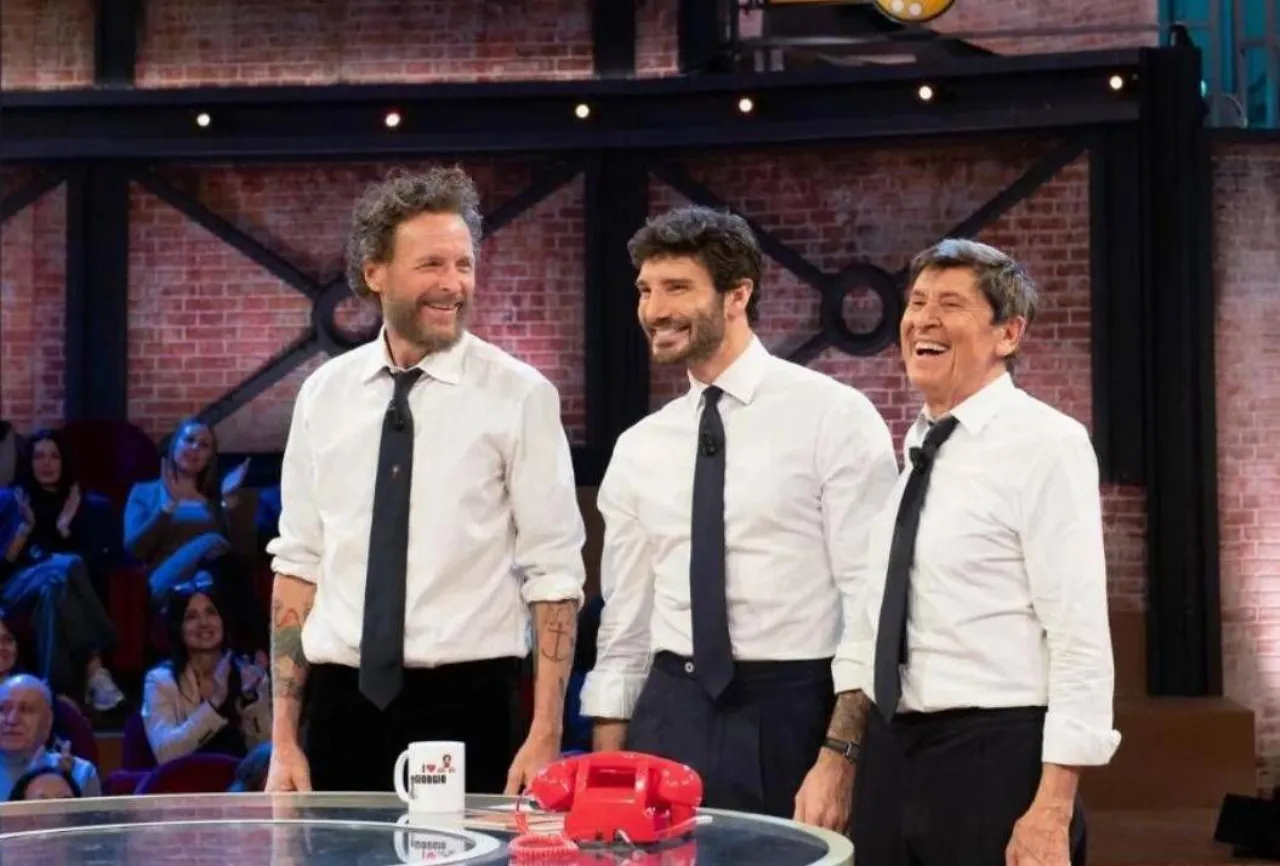 Affari Tuoi, stasera puntata speciale con Jovanotti e Gianni Morandi Affari Tuoi, stasera puntata speciale con Jovanotti e Gianni Morandi